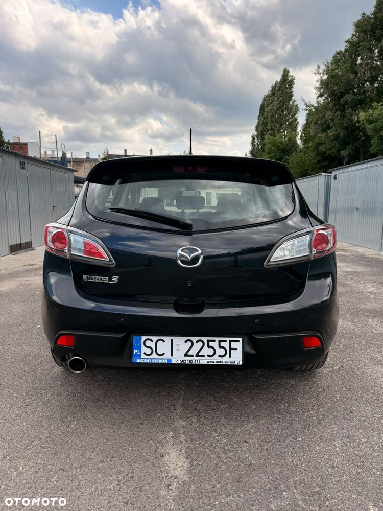 Mazda 3 1.6 Exclusive + - 11