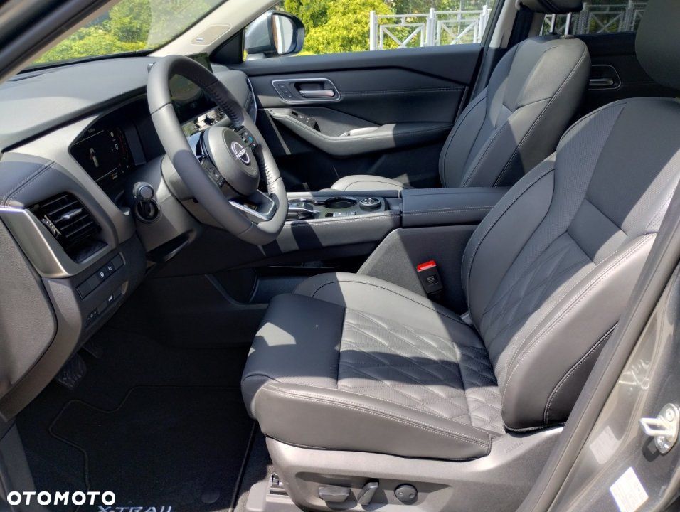 Nissan X-Trail - 12
