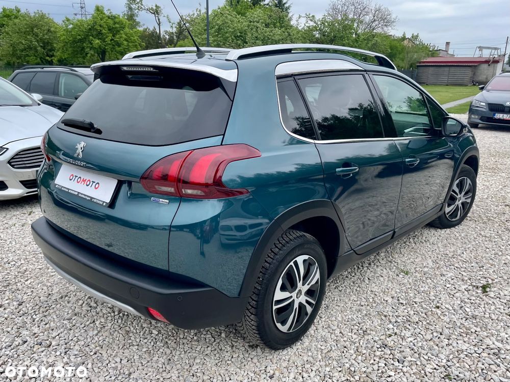 Peugeot 2008 PureTech 130 GPF Stop&Start Allure - 24
