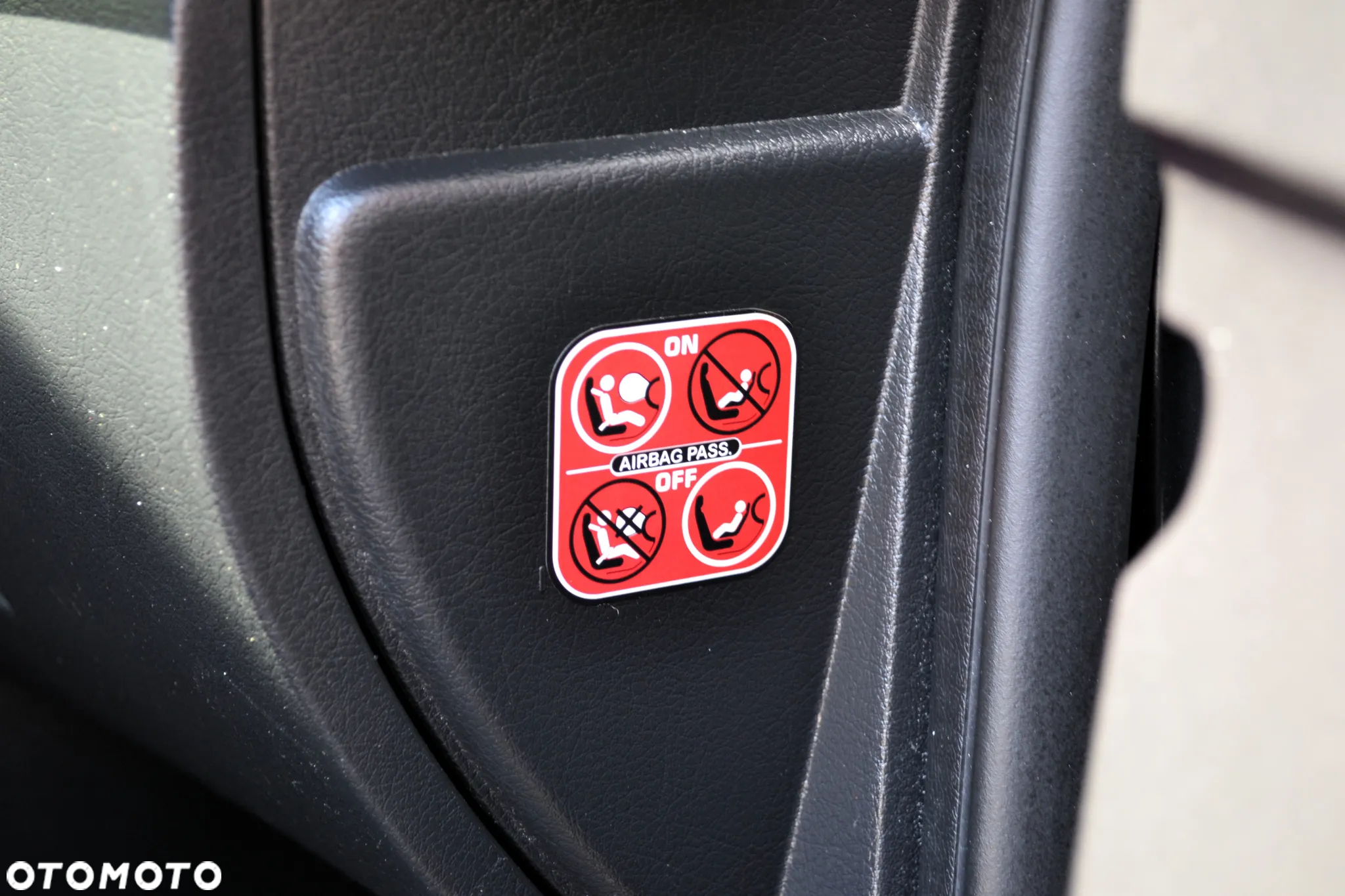 Peugeot 207 1.4 Sportium - 24