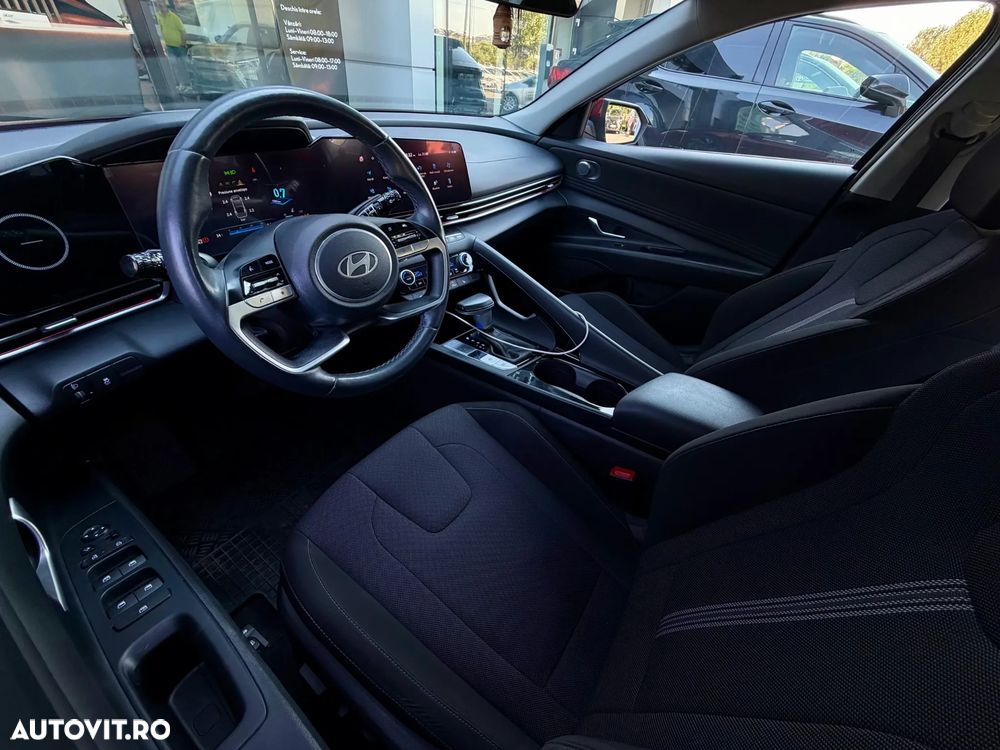 Hyundai Elantra 1.6 l 123 CP CVT Exclusive - 7