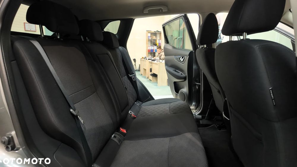 Nissan Qashqai 1.6 dCi Tekna - 34