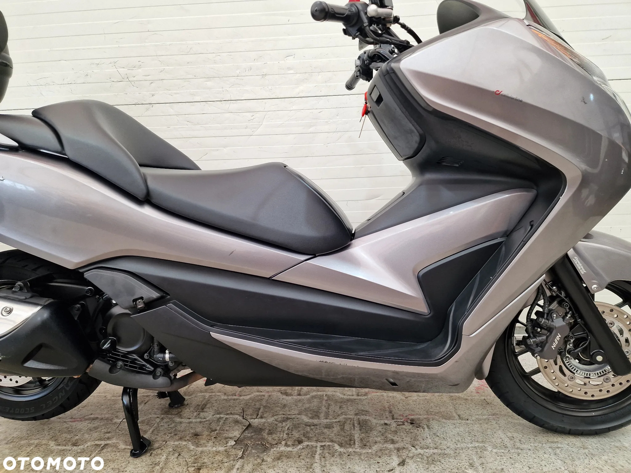 Honda NSS - 24