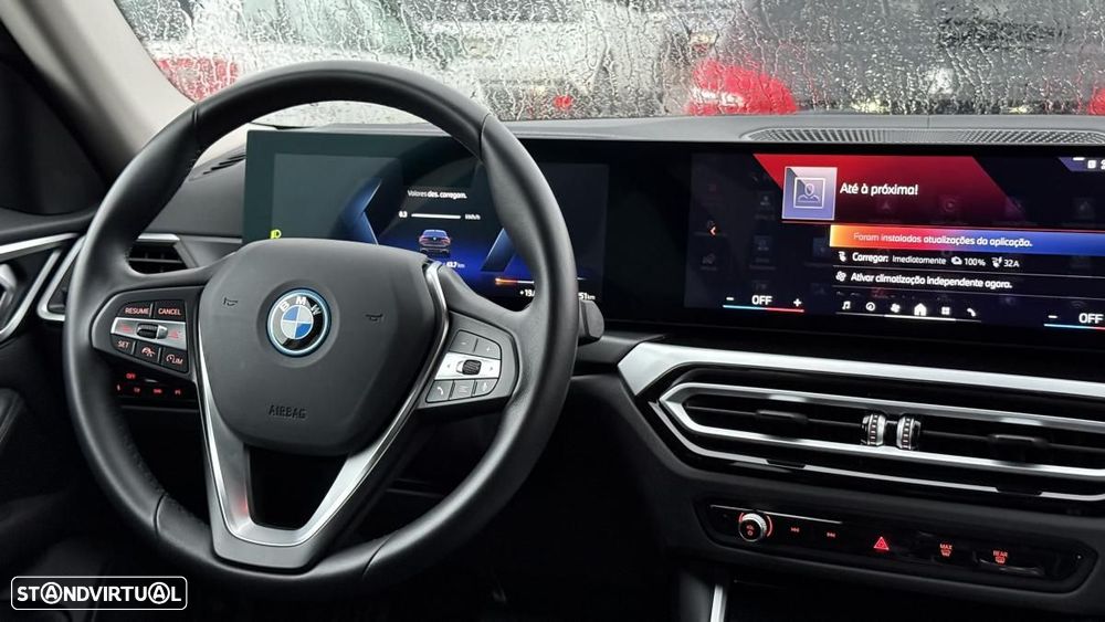 BMW i4 eDrive40 - 44