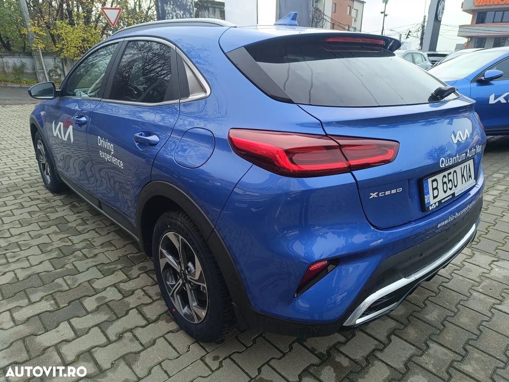 Kia XCeed 1.5 T-GDI 7DCT City - 6