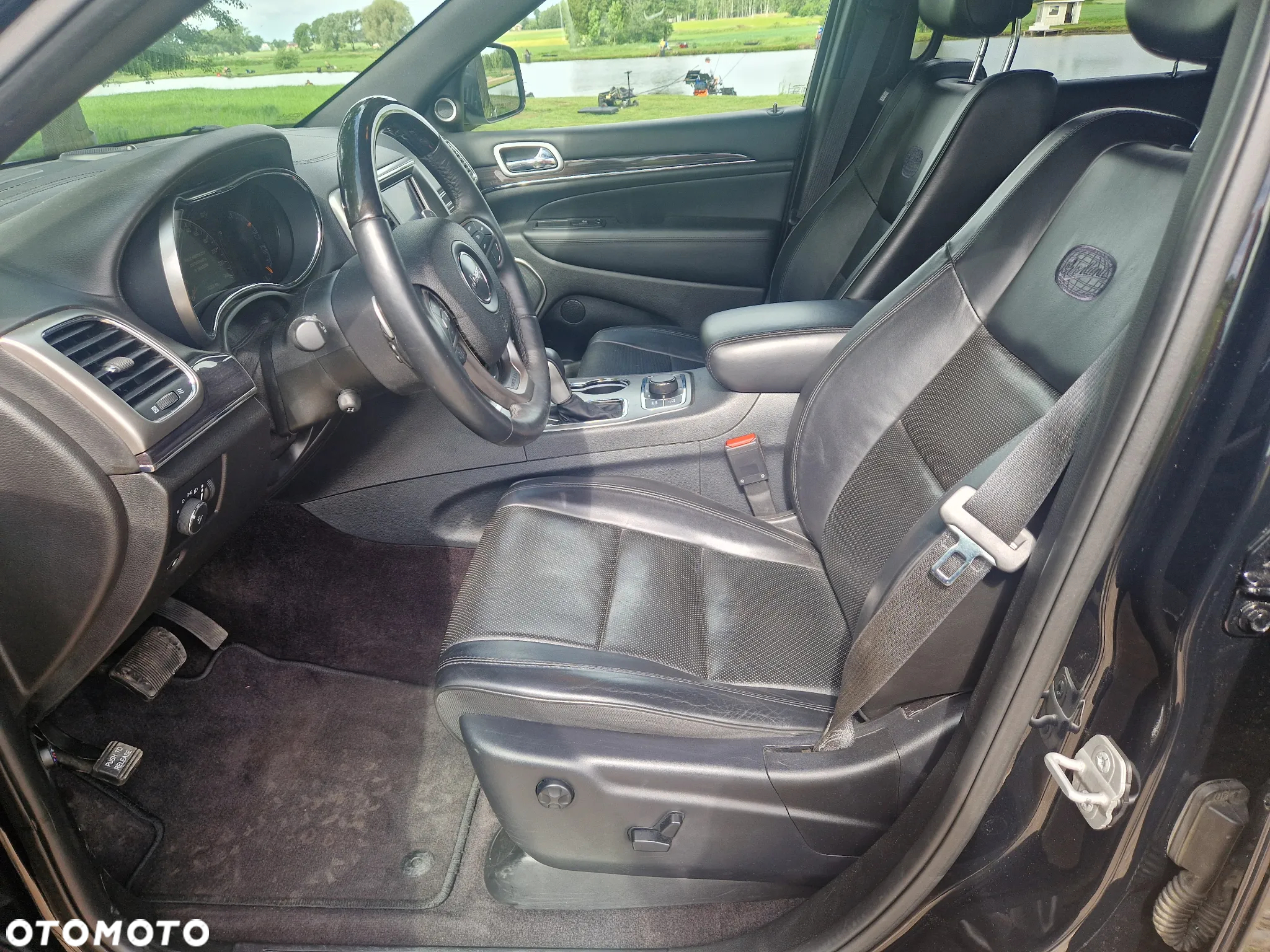 Jeep Grand Cherokee - 9