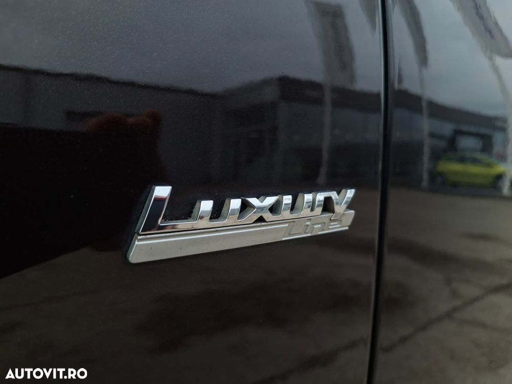 BMW Seria 2 220i AT Luxury Line - 31