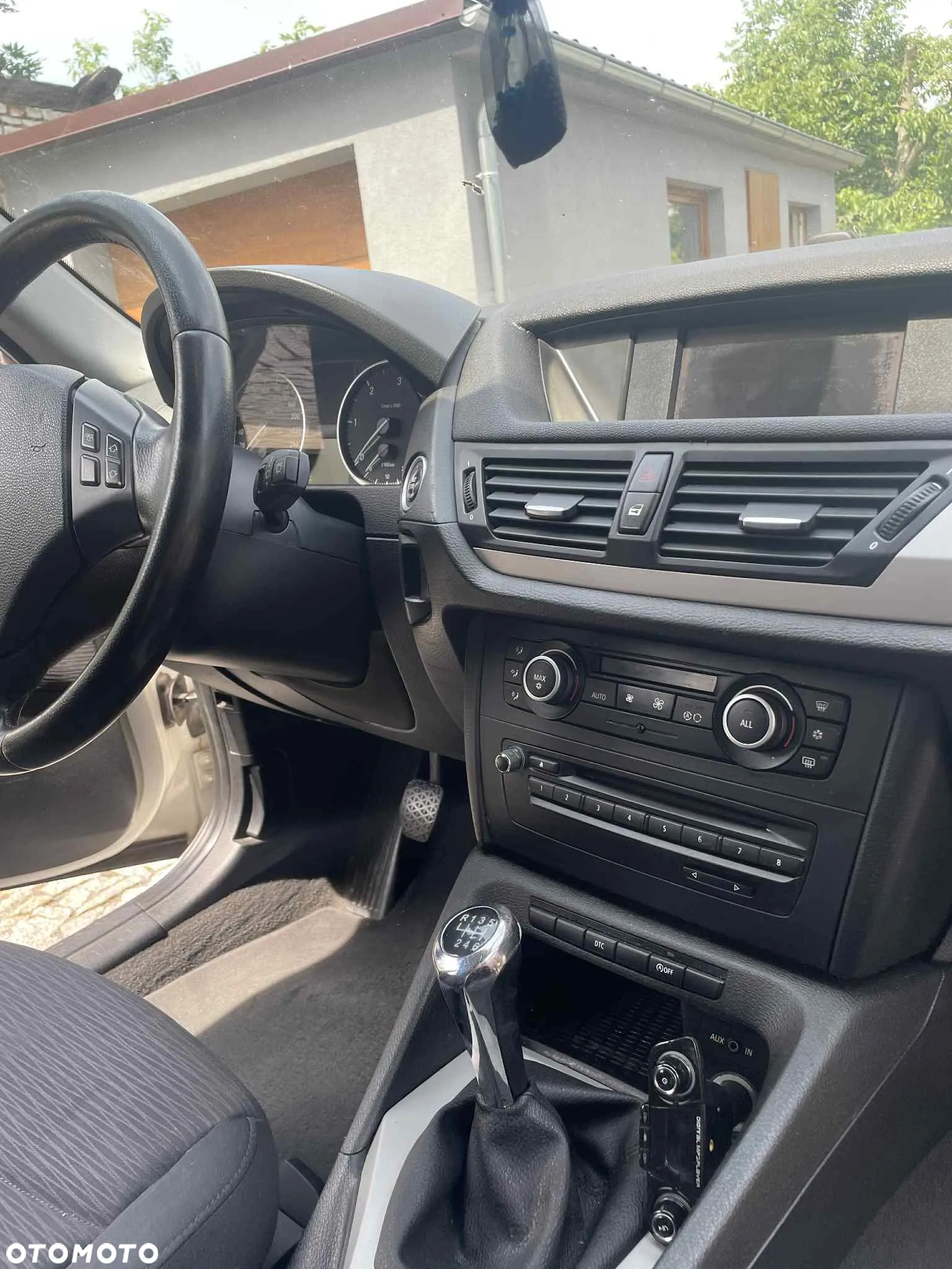 BMW X1 sDrive18d - 12