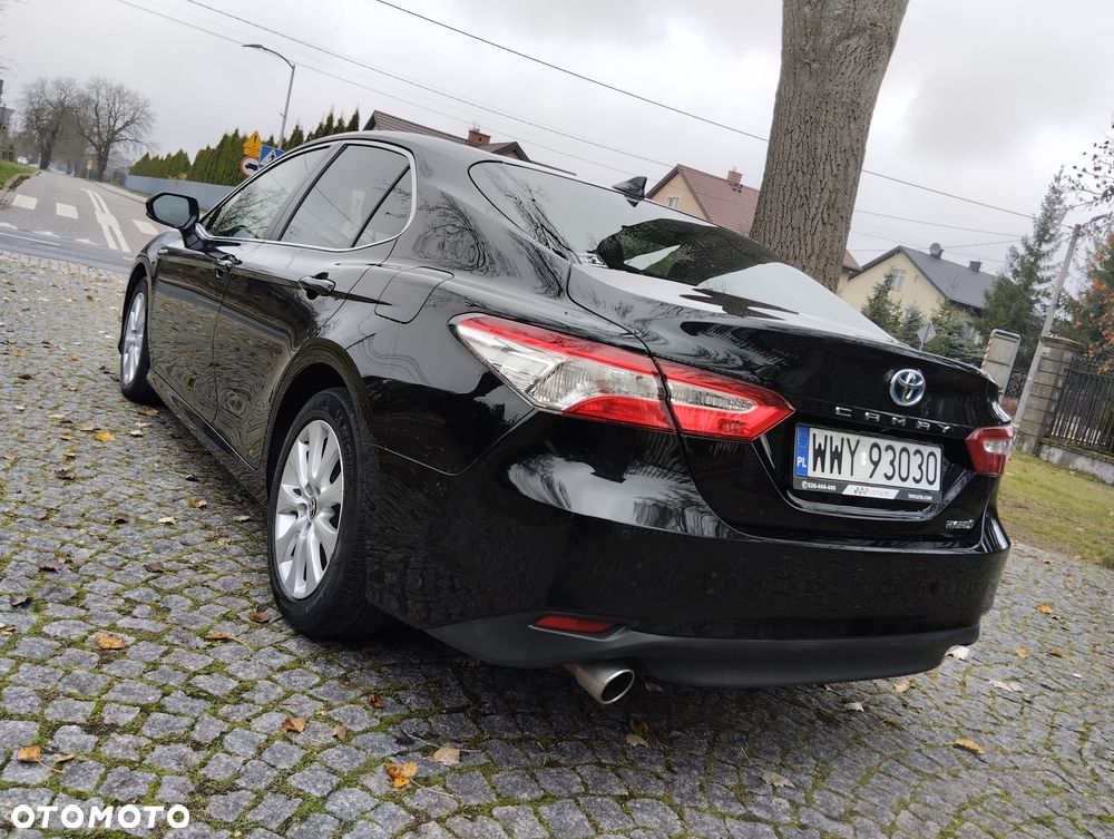 Toyota Camry 2.5 Hybrid Comfort CVT - 3