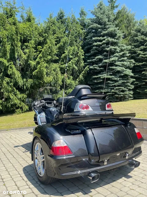 Honda GL - 5