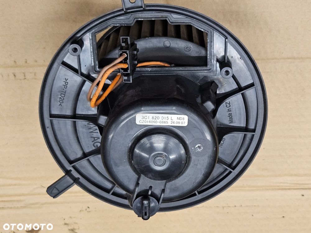 VW Touran I Passat B6 Golf 5 Jetta wentylator dmuchawy nawiewu silniczek   3C0907521B - 3