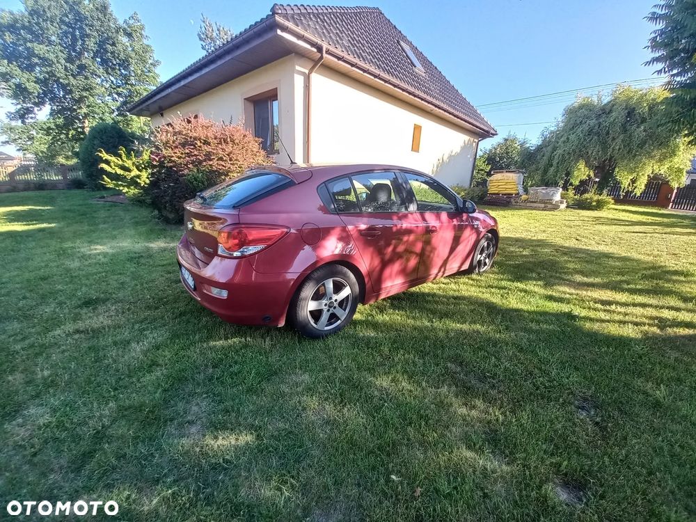 Chevrolet Cruze 1.8 LT - 3