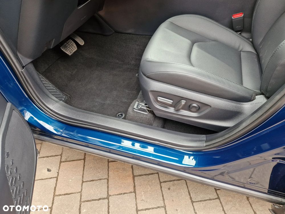 Toyota C-HR 1.8 Hybrid Executive - 21