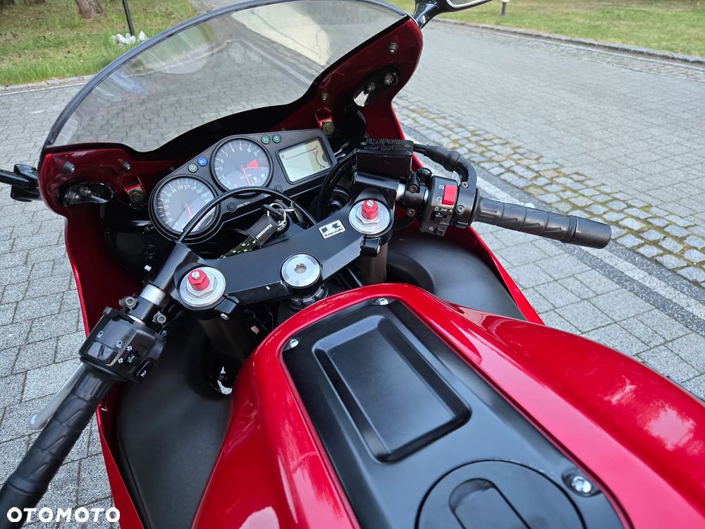 Kawasaki Ninja - 16