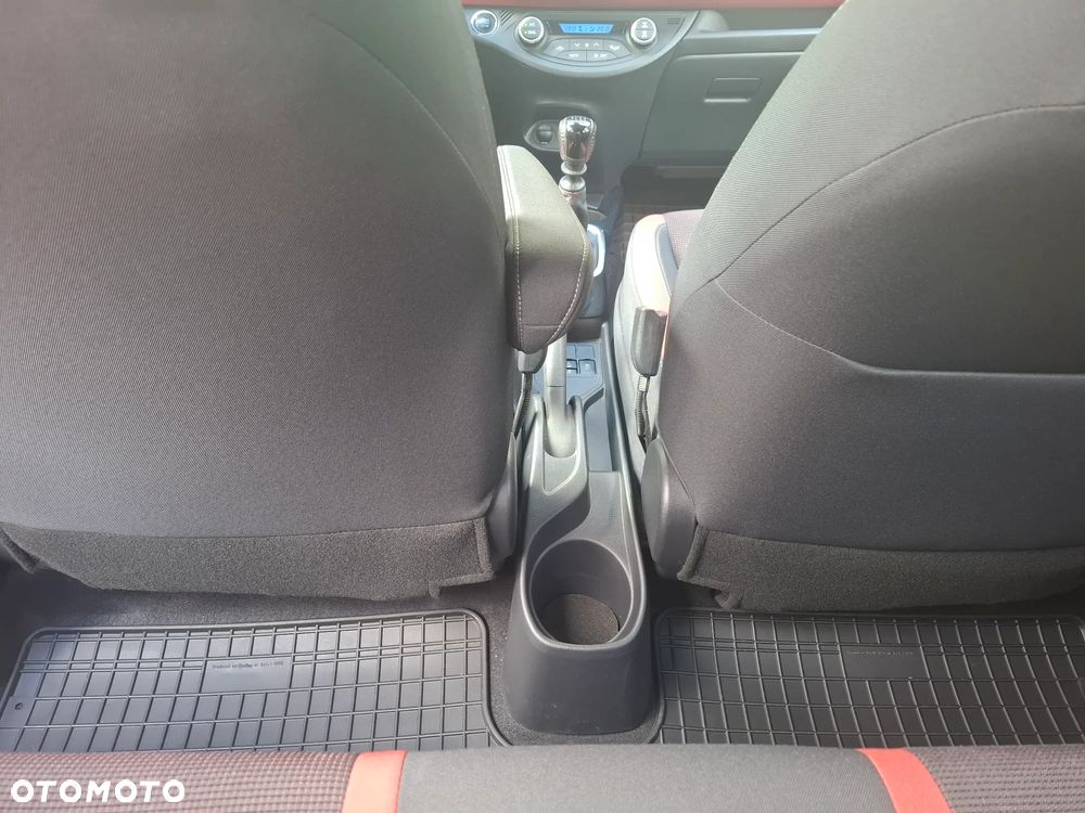 Toyota Yaris 1.5 Selection - 30