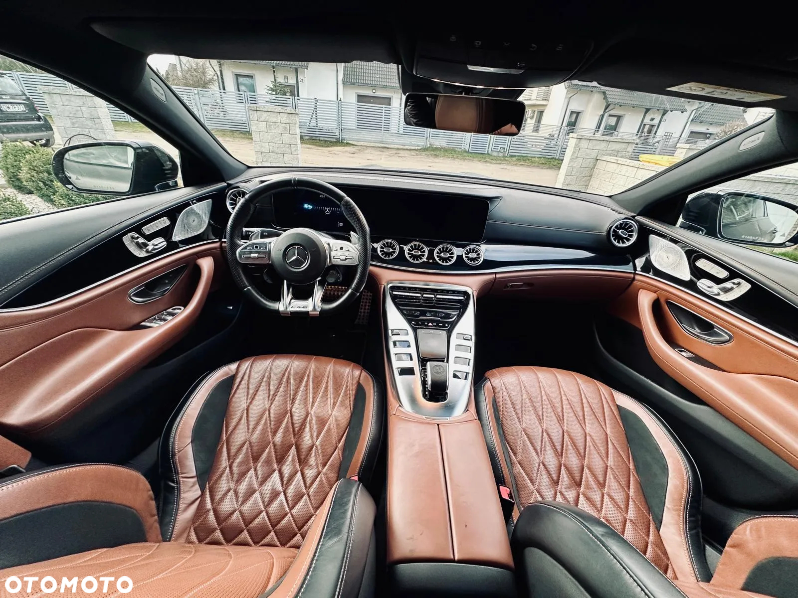 Mercedes-Benz AMG GT 63 4-Matic+ - 9