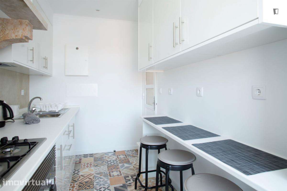 Apartamento com 3 quartos - localizado em Campolide Lisbon - Grande imagem: 4/17