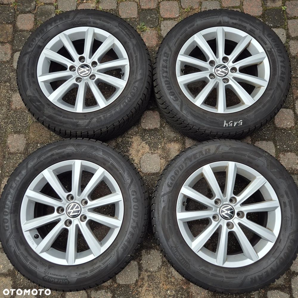 ZIMA 215/60 R16 ORYGINALNE VW PASSAT T-ROC BEETLE TOURAN SKODA SUPERB OCTAVIA KAROQ 2025r - 1