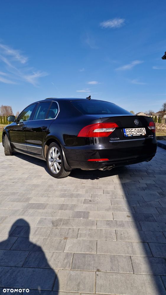 Skoda Superb 2.0 TSI Elegance DSG - 2