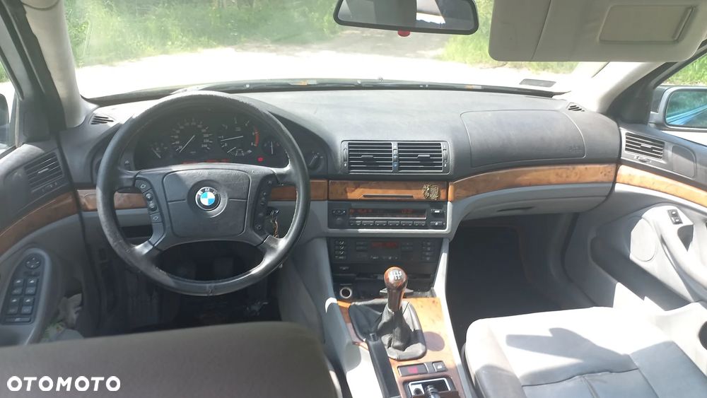 BMW Seria 5 - 13