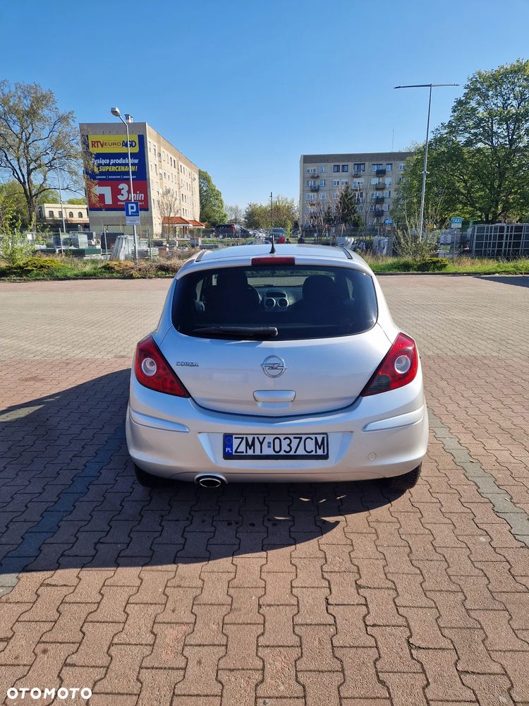 Opel Corsa - 2