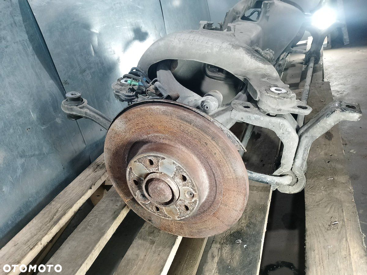 BELKA ZAWIESZENIA, OŚ TYŁ  PEUGEOT 508 GT LINE 9802763880 1.6 blueHDI - 6
