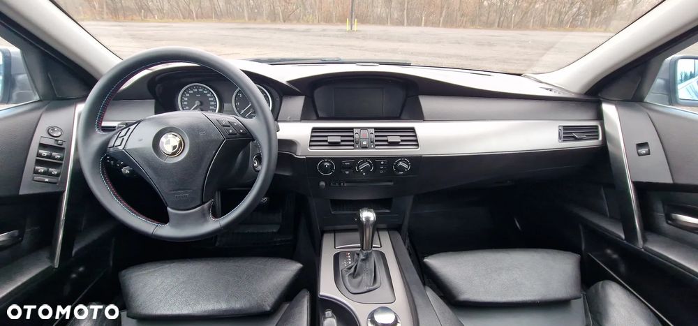 BMW Seria 5 - 38