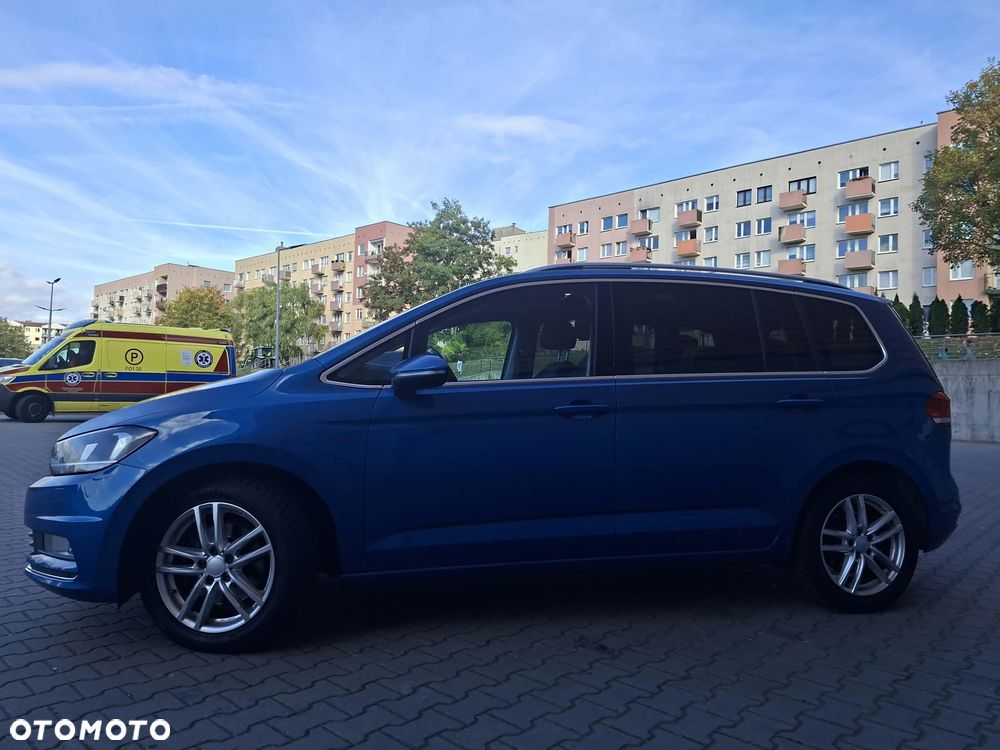 Volkswagen Touran 2.0 TDI SCR DSG Highline - 19