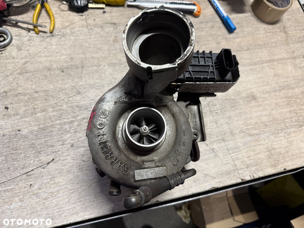 Turbo turbosprężarka X3 3.0d lift nastawnik elektryczny GT2260V - 3