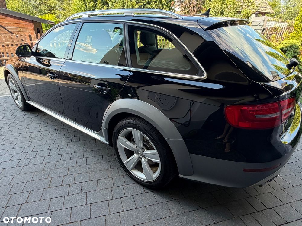 Audi A4 Allroad 2.0 TDI Quattro - 33