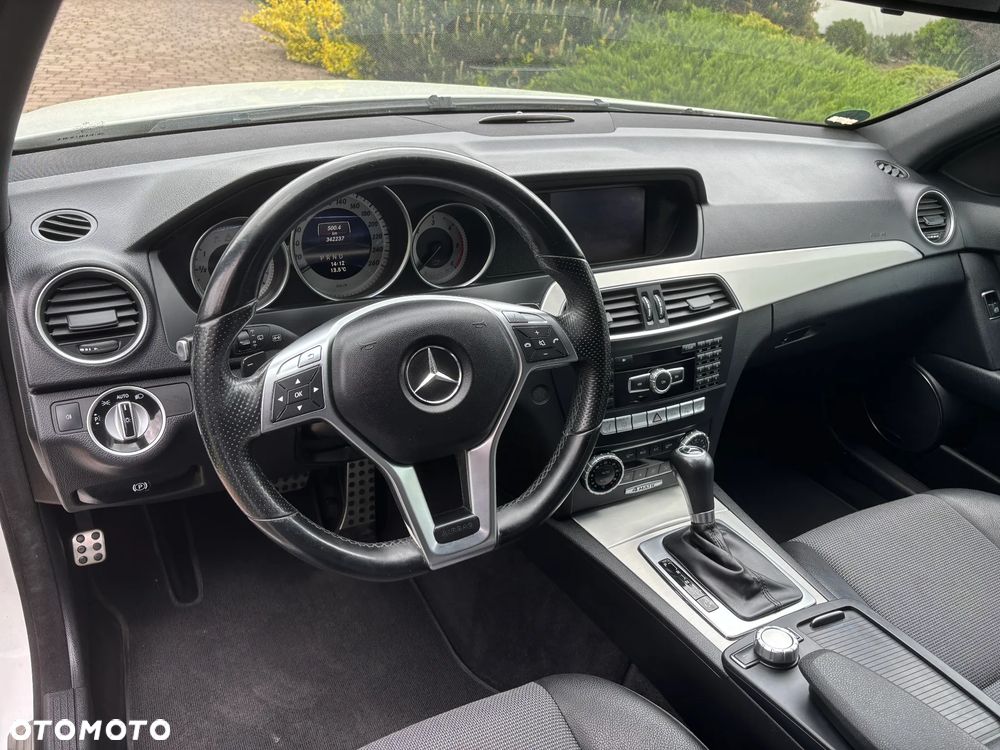 Mercedes-Benz Klasa C 250 CDI DPF Automatik BlueEFFICIENCY Avantgarde - 14
