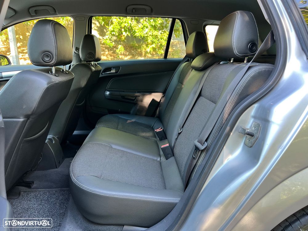 Opel Astra 1.3 CDTI Cosmo - 6