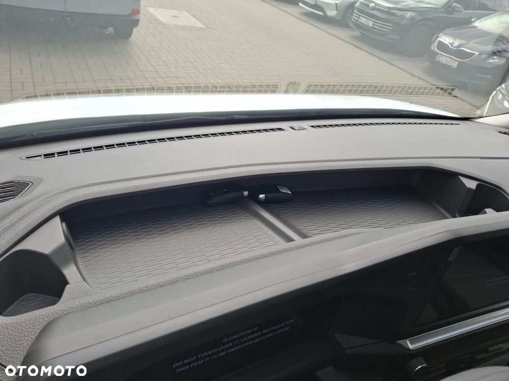 Volkswagen Transporter - 22