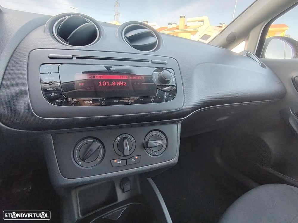 SEAT Ibiza ST 1.2 12V Reference - 9