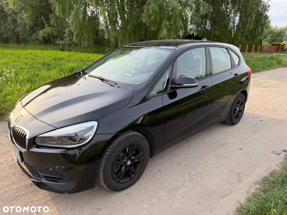 BMW Seria 2 218d - 4
