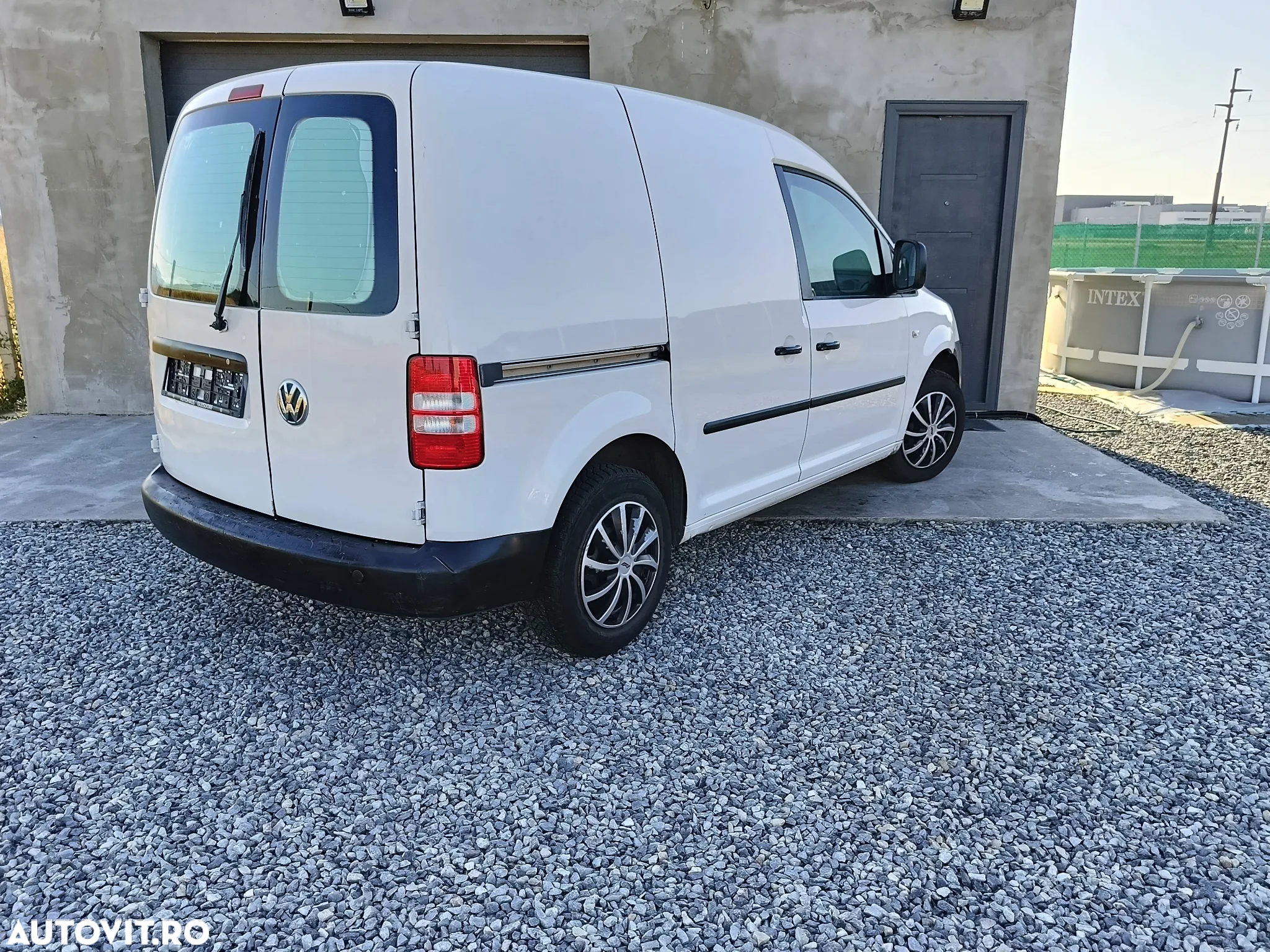 Volkswagen Caddy - 4