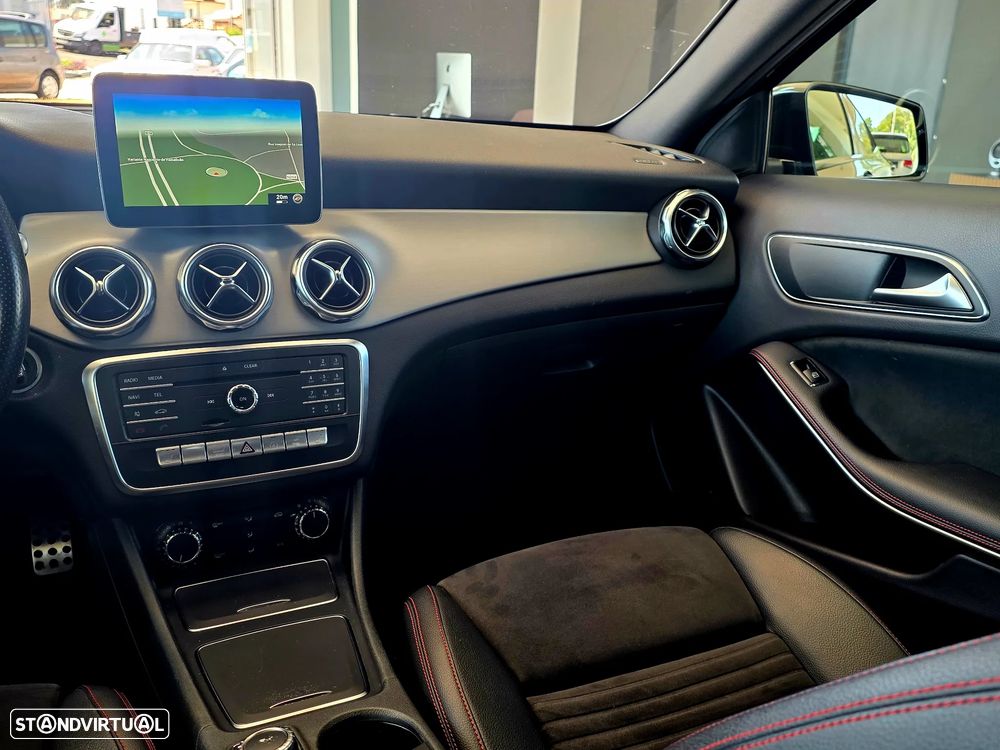 Mercedes-Benz GLA 200 (CDI) d 7G-DCT AMG Line - 15