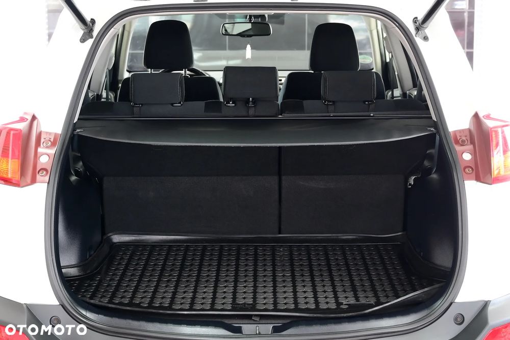 Toyota RAV4 2.0 Prestige 4x4 - 34