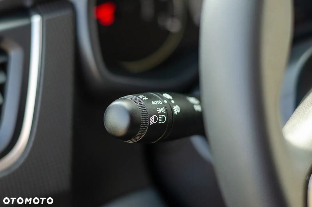 Renault Trafic 2.0 dCi EDC - 26