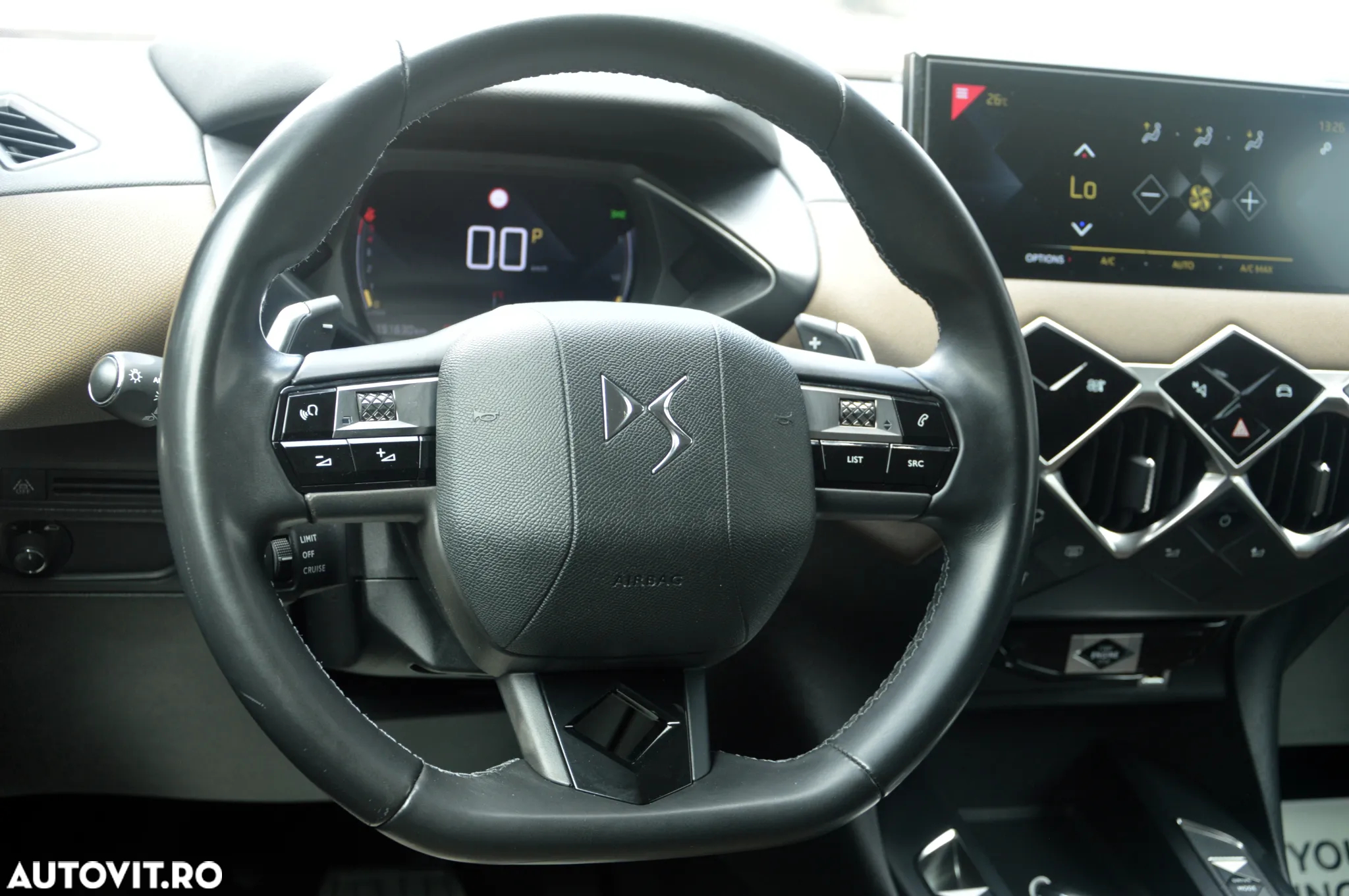 DS Automobiles DS 3 Crossback DS3 1.5 BlueHDi 130 S&S EAT8 BASTILLE - 34