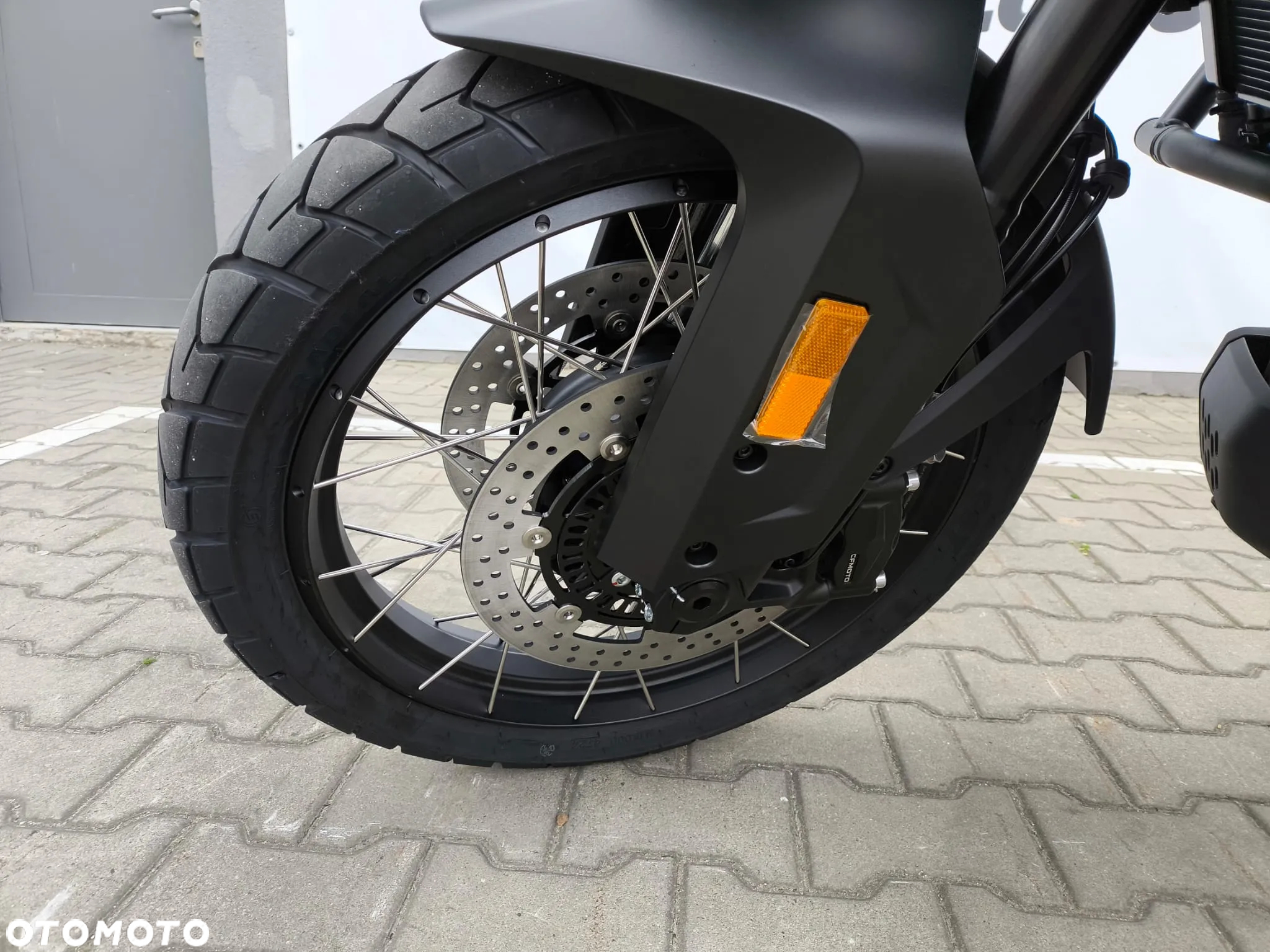 CFMoto 700MT - 10