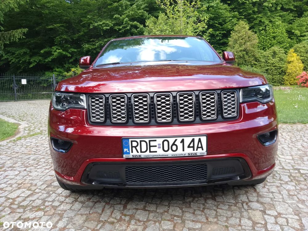 Jeep Grand Cherokee - 10