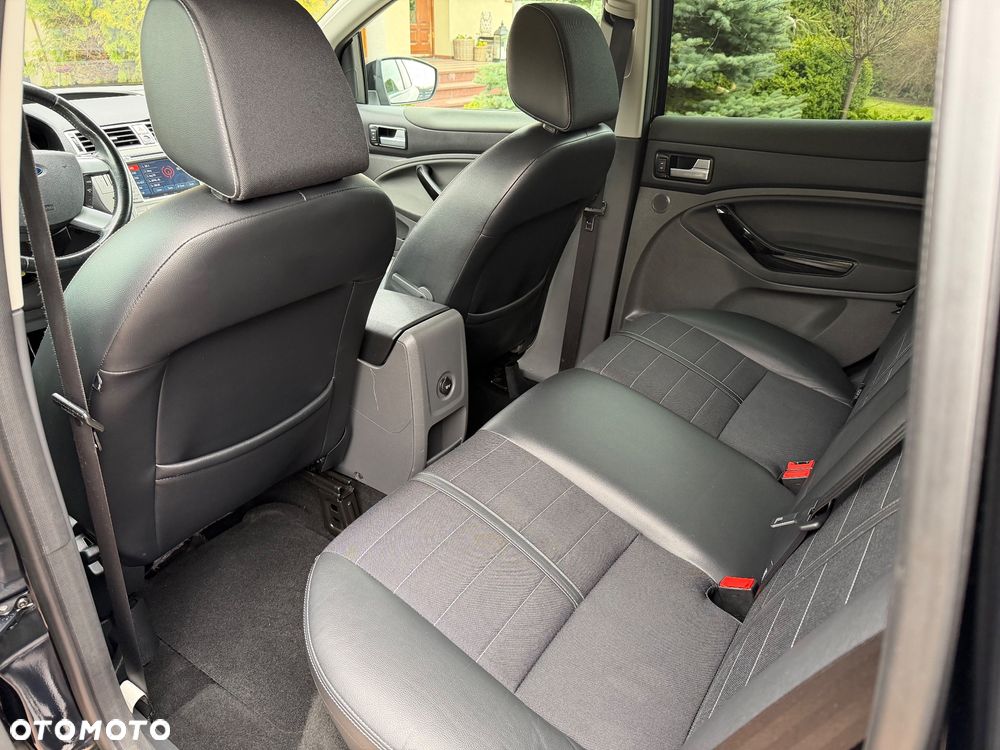 Ford Kuga 2.0 TDCi 4x4 Titanium - 13