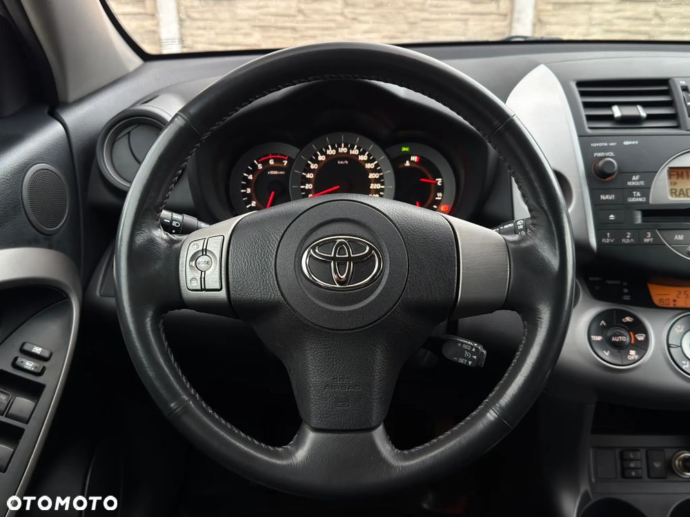 Toyota RAV4 2.2 D-4D Sol 180 - 27