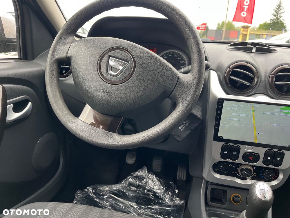 Dacia Duster 1.6 Laureate - 10