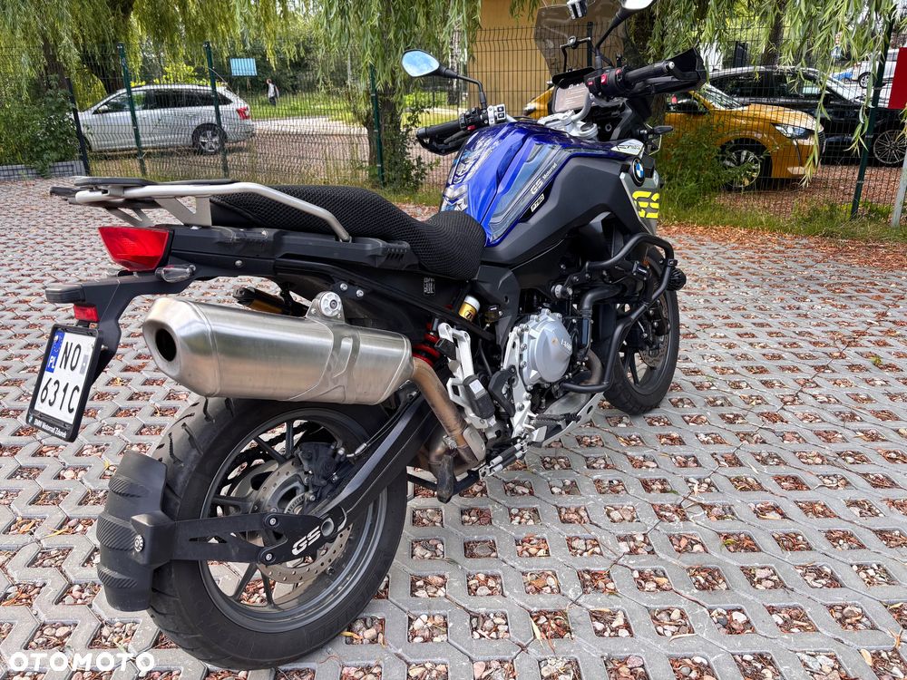 BMW F - 2