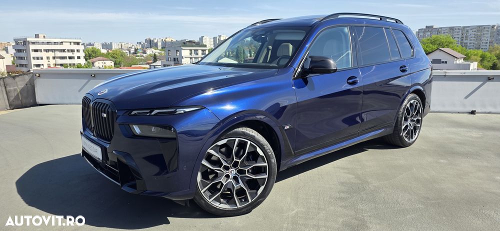 BMW X7 M60i xDrive AT MHEV - 1