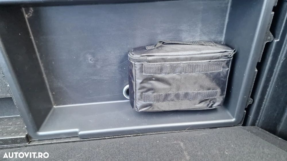 Peugeot 3008 PHEV 300 EAT8 4X4 GT - 37