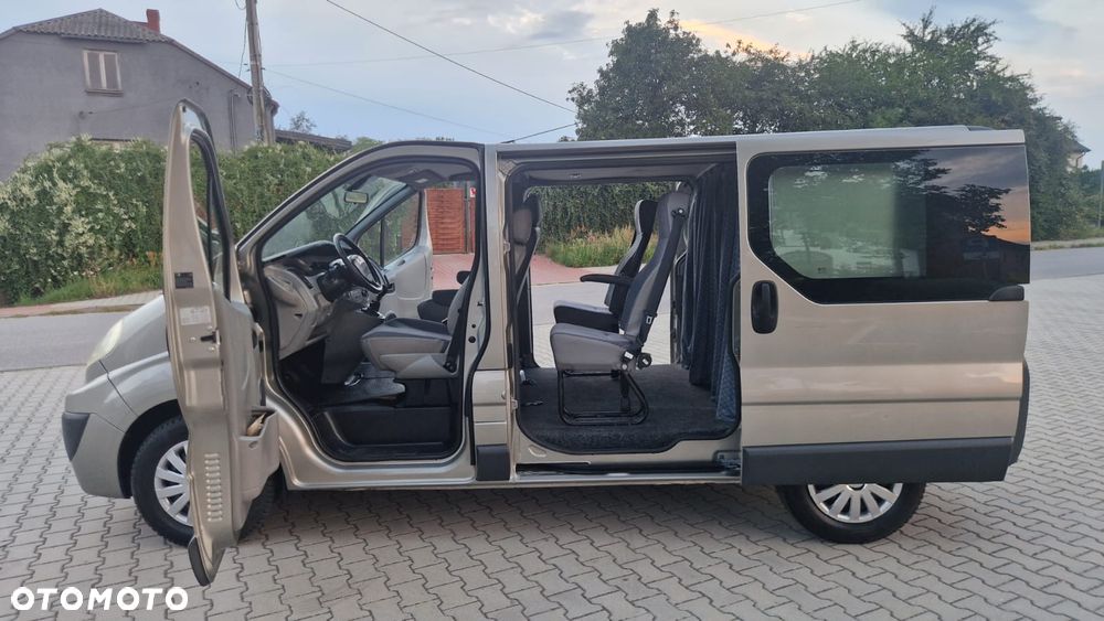 Renault Trafic - 6