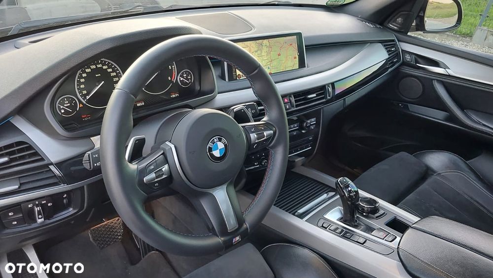 BMW X5 M M50d - 8